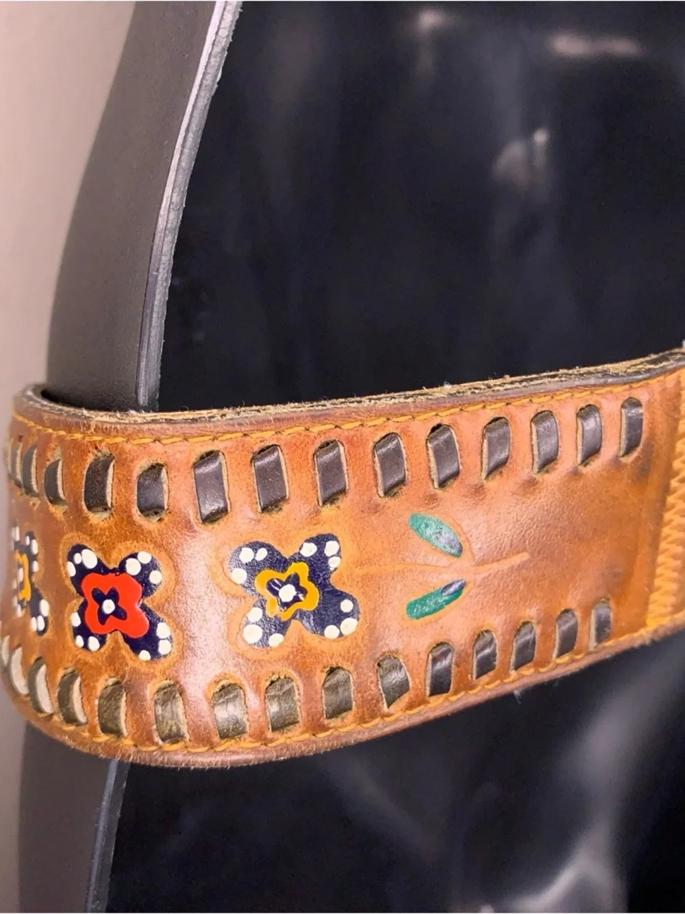 Vintage Lyntone Tan Brown Leather Belt Western Floral Accent Painted Steerhide